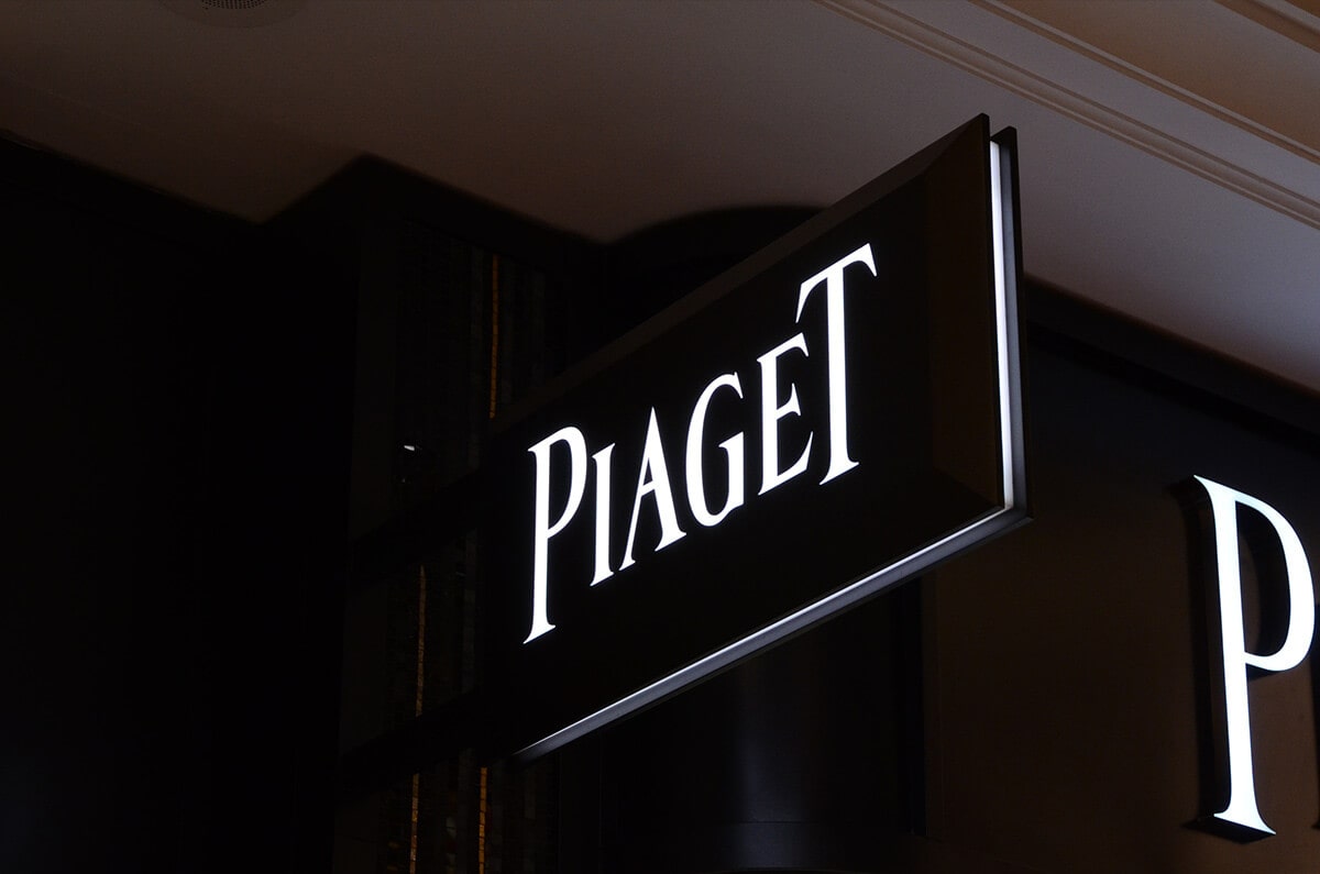 Business edge-lit light box signs